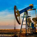 Тарифи США проти друзів Москви: чи відмовиться світ від російської нафти